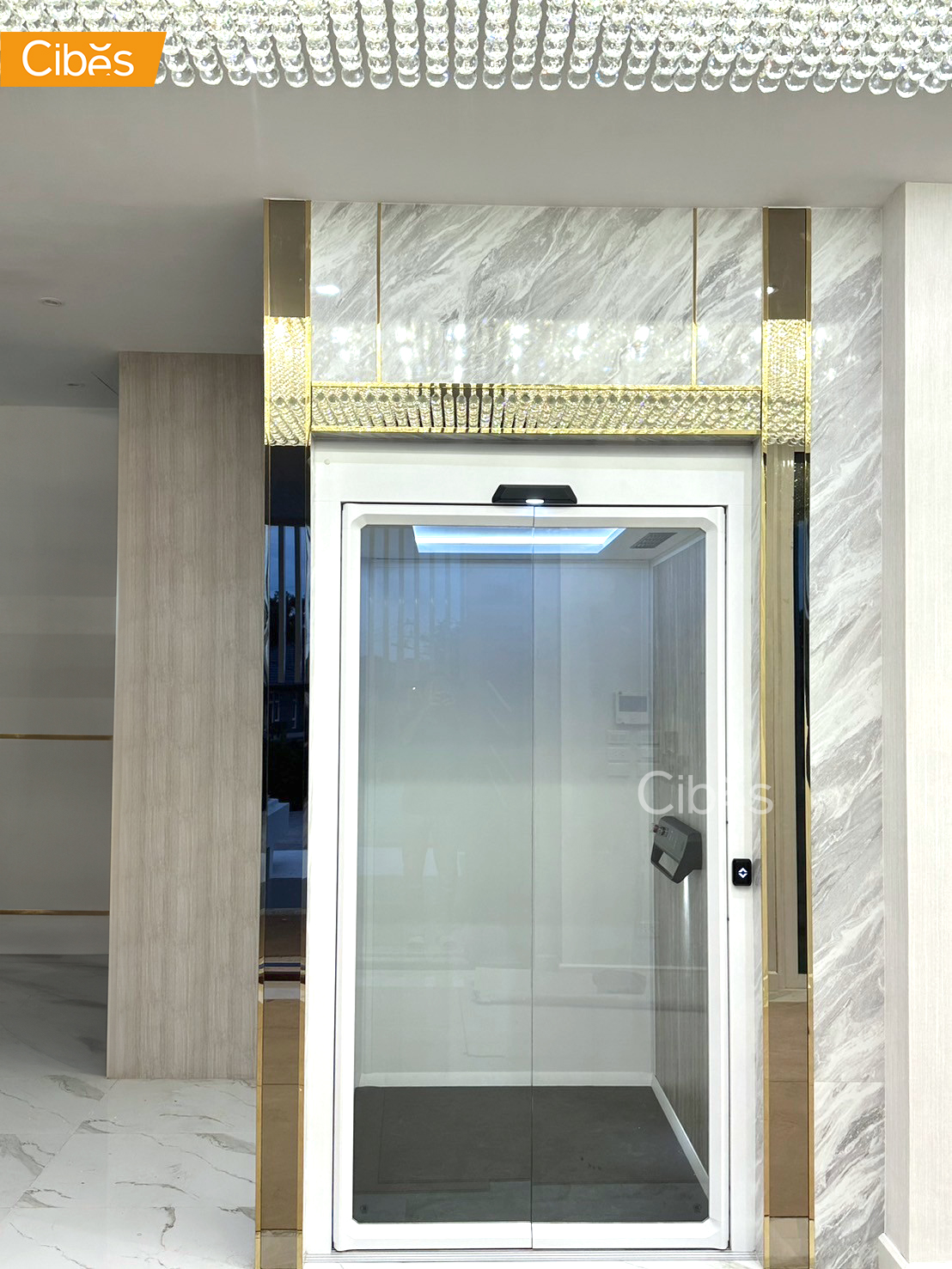 Quận 2, TP HCM - thang máy V70 Aurora lắp đặt trong giữa thang bộ cho nhà ở sẵn4