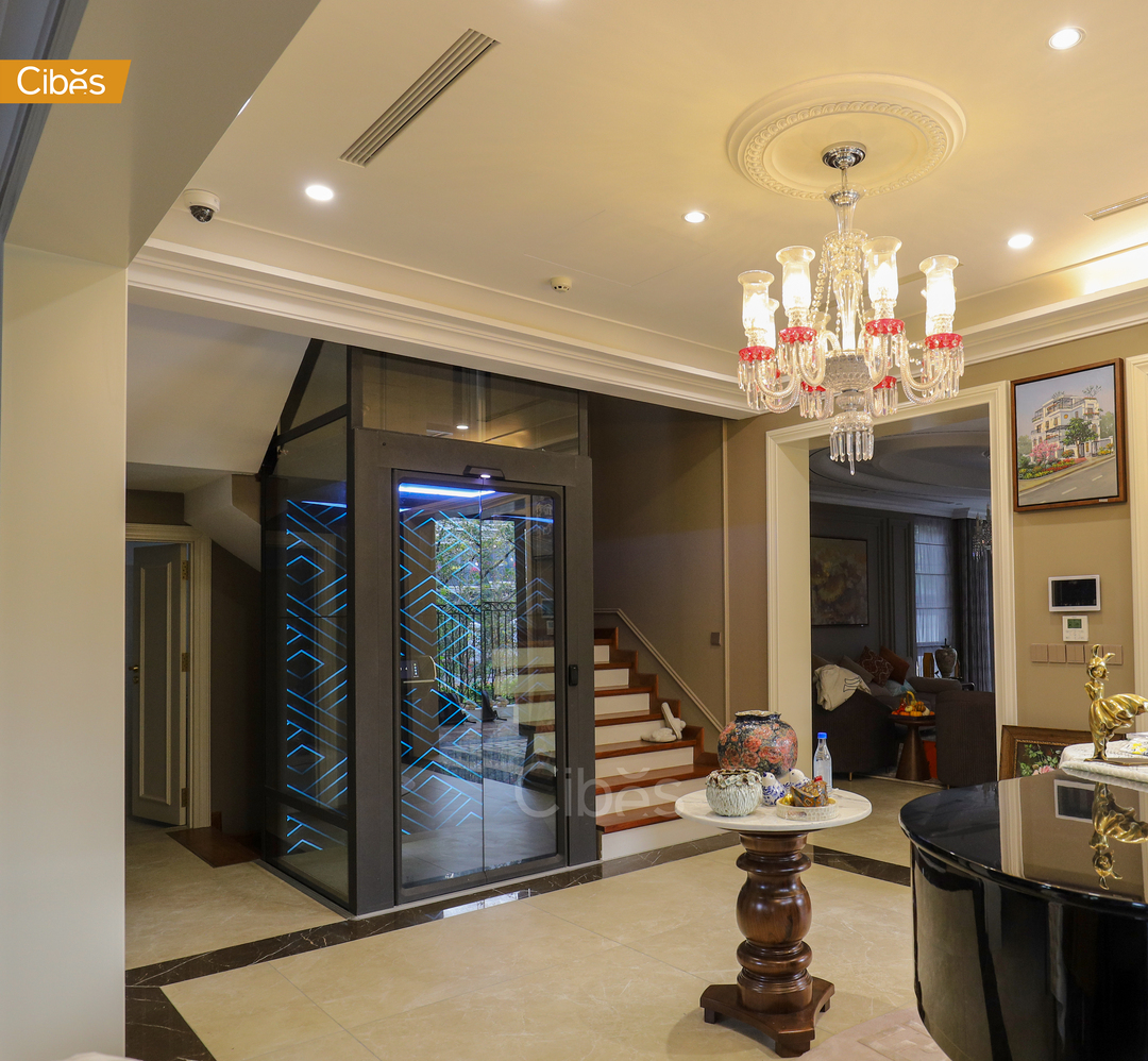 Thang máy gia đình Cibes Voyager V90 hài hòa với nội thất biệt thự KĐT Gamuda Gardens, Hà Nội