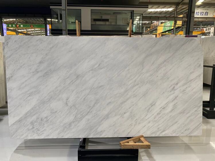 Cận cảnh chất liệu đá Marble White