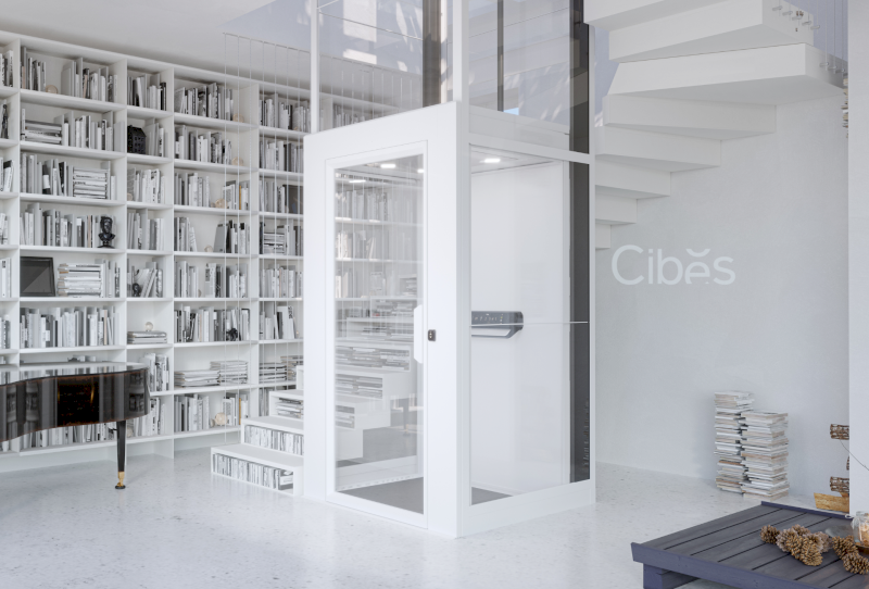 Bạn có thể thiết kế, lắp đặt thang V90 Elegance tại nhiều vị trí trong nhà