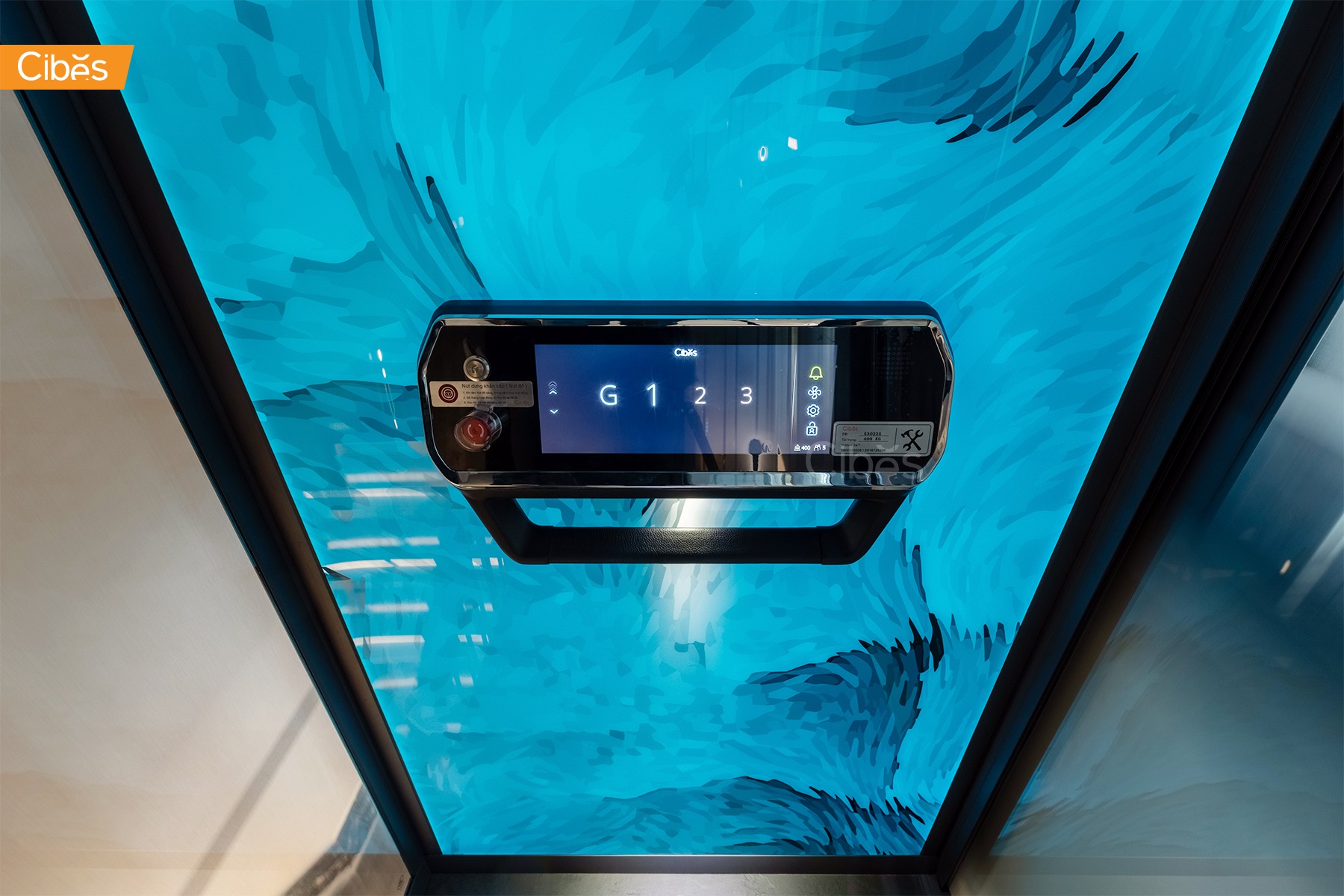 Bảng điều khiển thang máy gia đình Cibes V90 Galaxy với giao diện hiện đại và thân thiện người dùng